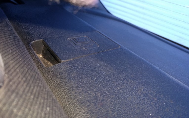 Как правильно крепить автокресло KIA RIO на базе ISOFIX?